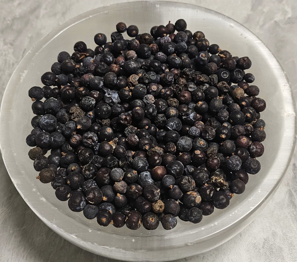 Juniper Berries Whole Herb