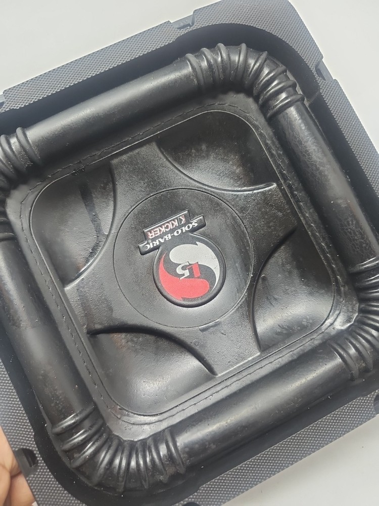 Needs Cleaning Kicker Solo Baric Speakers S8L5