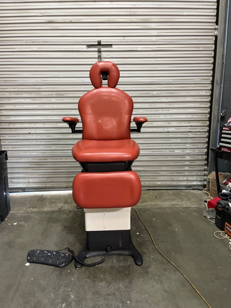 Midmark 641-003 Programmable Exam Chair-Good Condition!