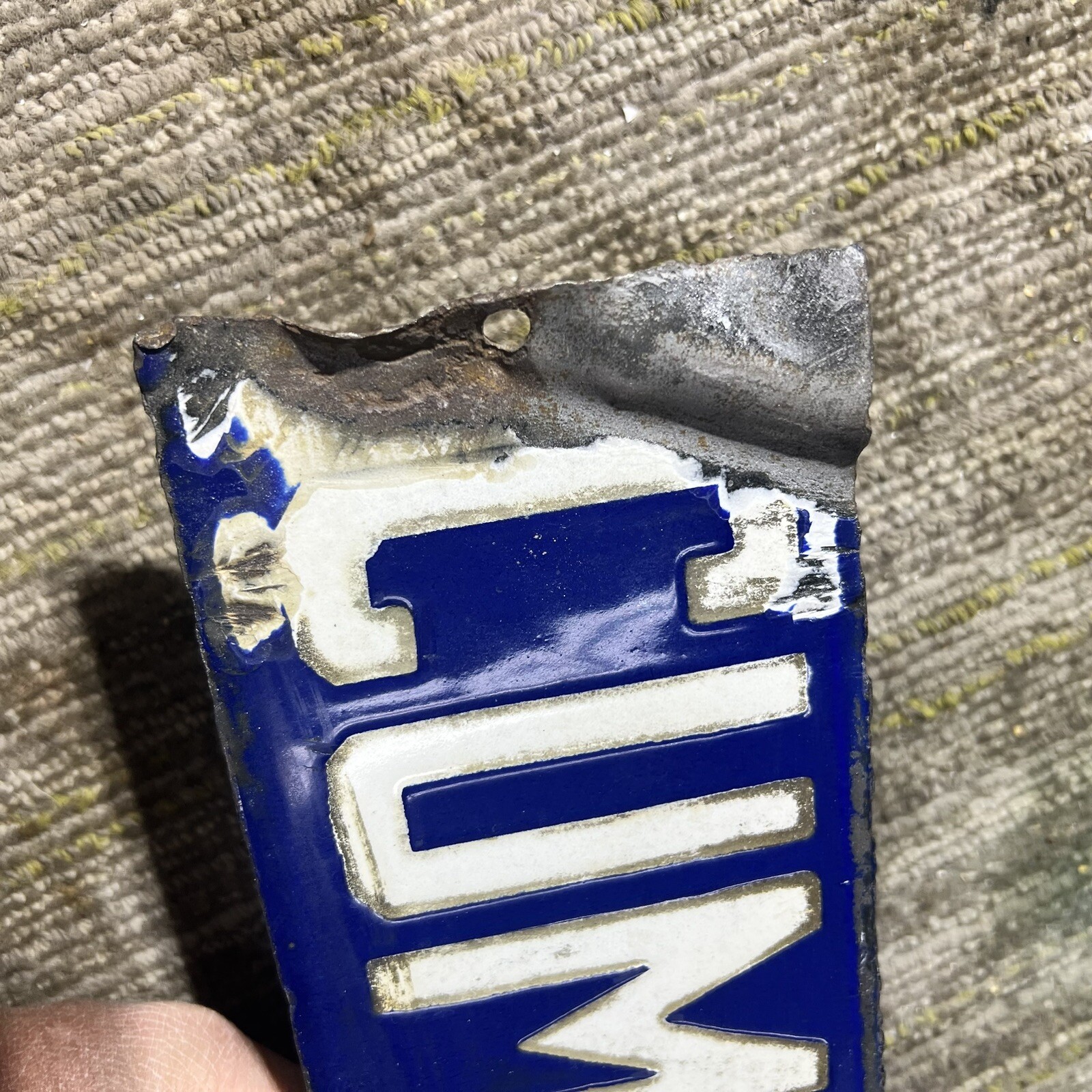 Flint Knapping Vintage 1920s Cumberland Street Embossed Porcelain Man Cave Sign