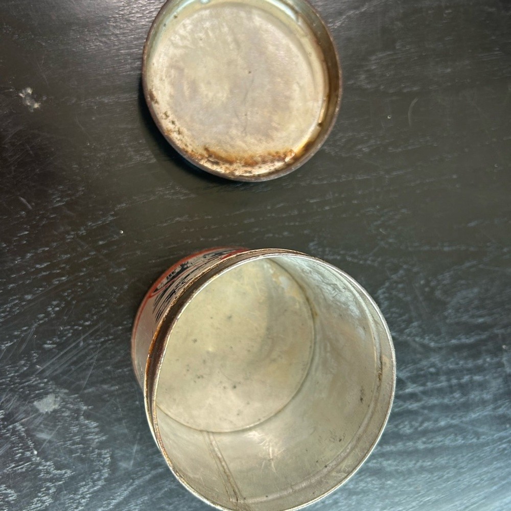 Nevr-Dull Magic Wadding Polish Tin- empty- some rust- with lid- 1940 decorative