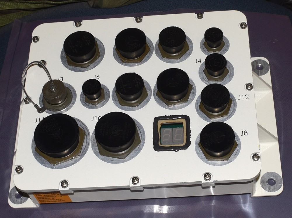 GENERAL DYNAMICS APC POWER PACK INTERFACE PANEL LS1084400 2510-01-645-1815