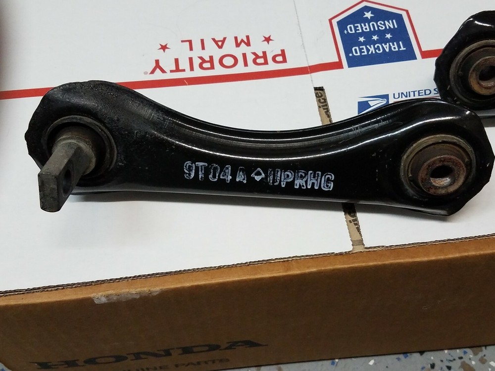 Honda Civic OEM rear Upper Arms