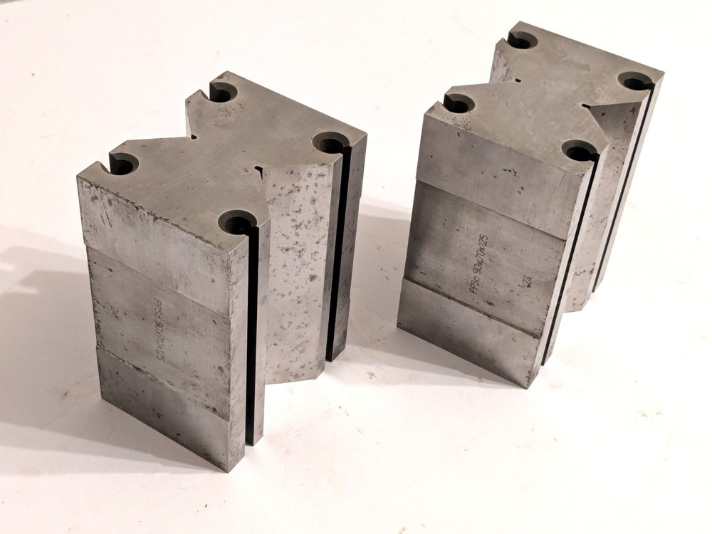 FOWLER Precision V-Block Set Matched Pair (24) PPSc 90x70x125 Sharp Condition