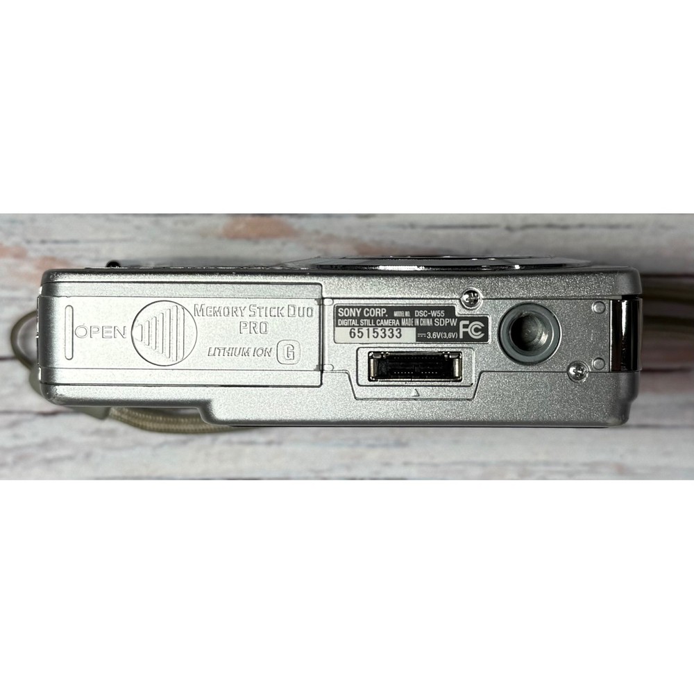 Sony Cyber-shot DSC-W55 7.2MP Digital Camera Silver Bundle with Case and Memory