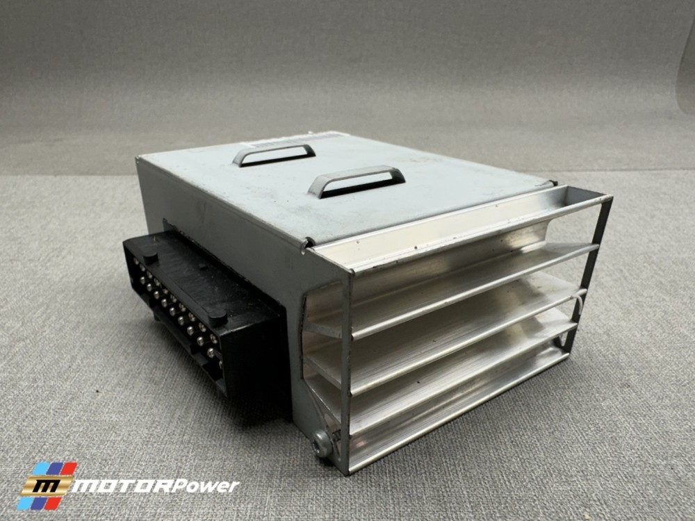 00-10 BMW E60 E61 E63 E64 E65 E66 E67 Hifi Stereo Amplifier Genuine 65126920461