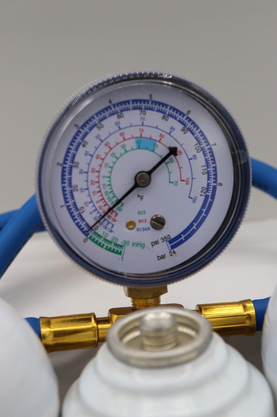 Envirosafe Arctic air for R12, Auto AC support with Oil, Proseal, charging gauge