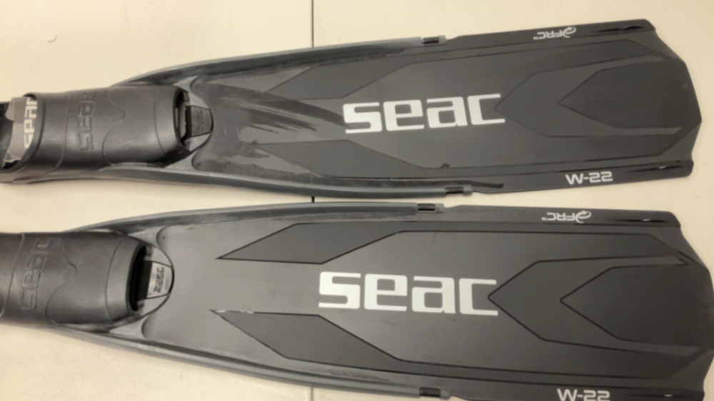 Seac W22 Fin Black