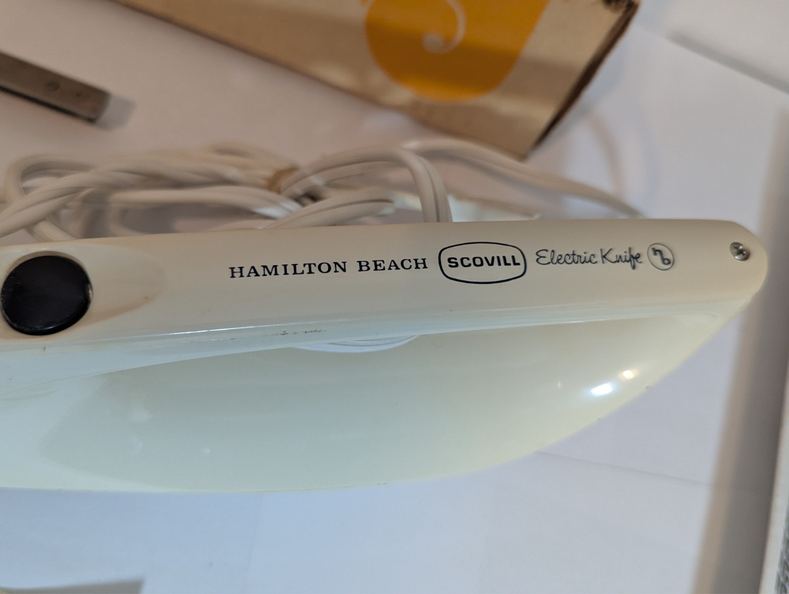 VTG Electric Knife Hamilton Beach Scovill 275W w Box & Papers Blades Tested VG+