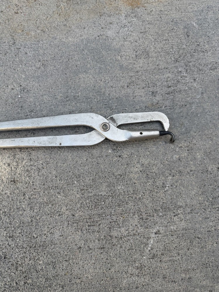 Snap-on 131A Brake Drum Spring Plier Tool