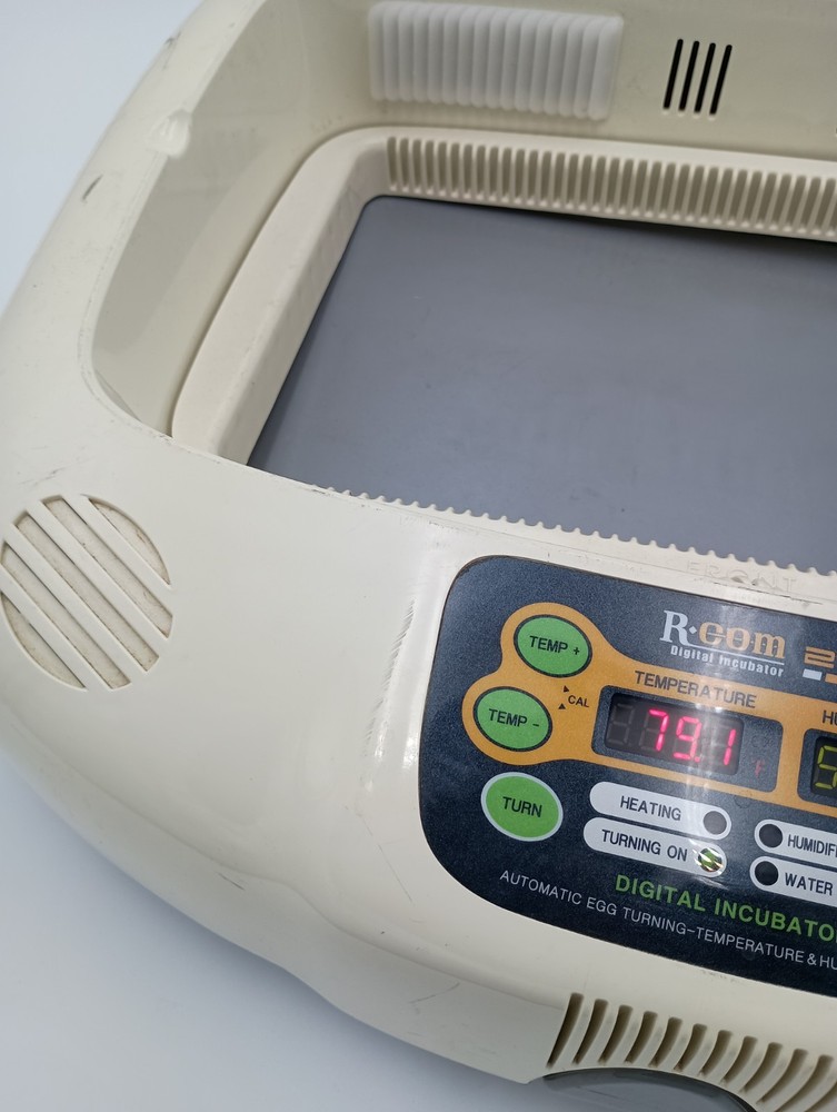 R Com 20 Digital Incubator As Is