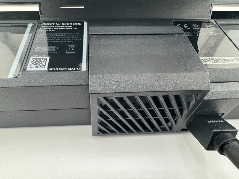 Microsoft Xbox One Kinect Motion Sensor Bar Black Model 1520 Pre-owned Working