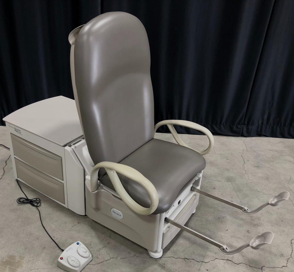 Brewer 6500 Access High-Low Exam Table