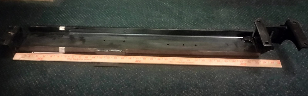 Volvo 25115660 Hood Rest Bracket