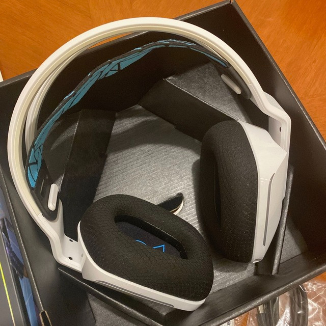 Logitech Logicool G733 K/DA Akali Wireless Gaming Headset White LIGHTSPEED