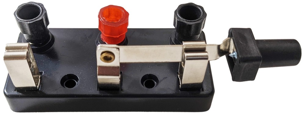 SPDT Knife Switch (Single Pole Double Throw), 2.98" × 1.36" × 1.15"