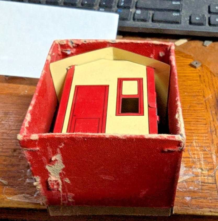 Gilbert Erector Set "MX" HOUSE WITH ORIGINAL BOX red HOLDER