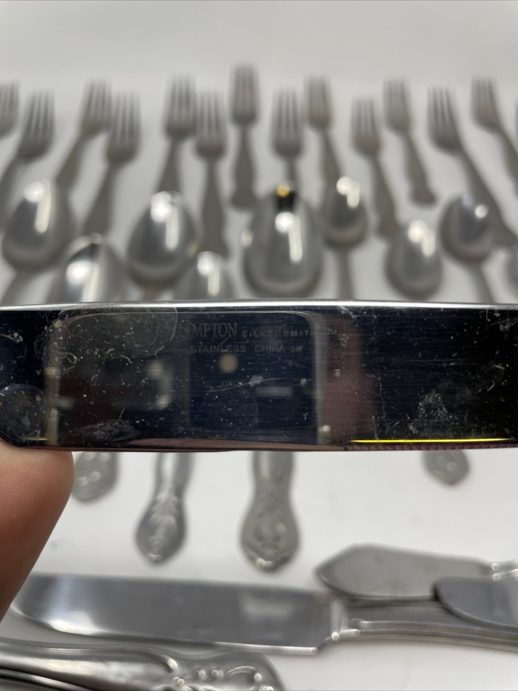 45pc Hampton Silversmiths AMERICANA CLASSIC Stainless Serving For 8 Flatware