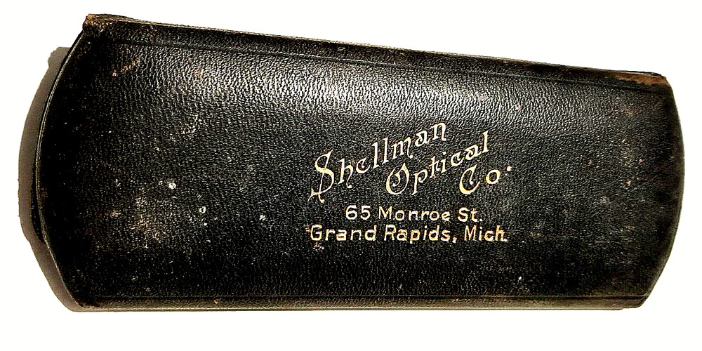 Shellman Optical Co Frand Rapids Mich Eyeglass Case