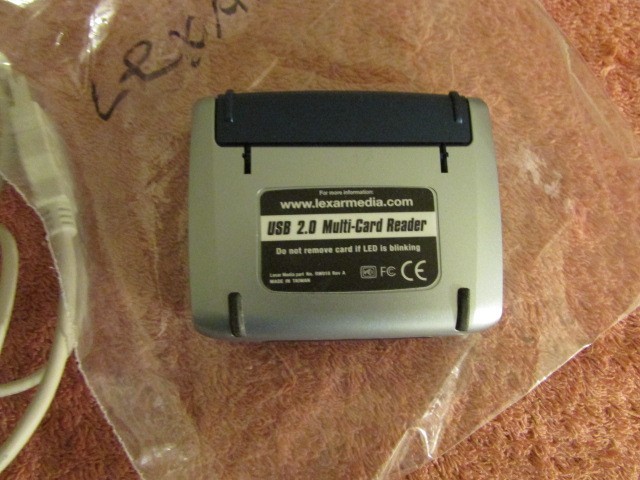 Lexar Media RW018 USB 2.0 High Speed Convenient Size Multi-Card Reader