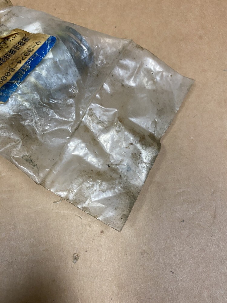 Johnson Controls V-3974-6008 Spring Kit New