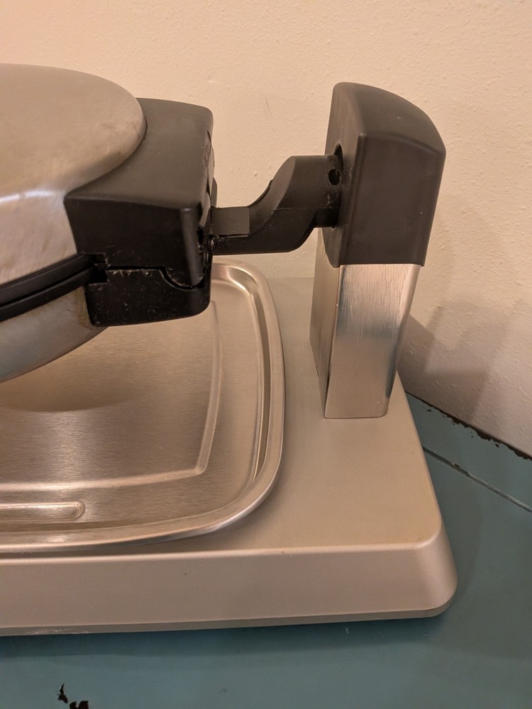 💥💥Waring Pro Waffle Maker WMK300 (Tested Cleaned Works)💥💥