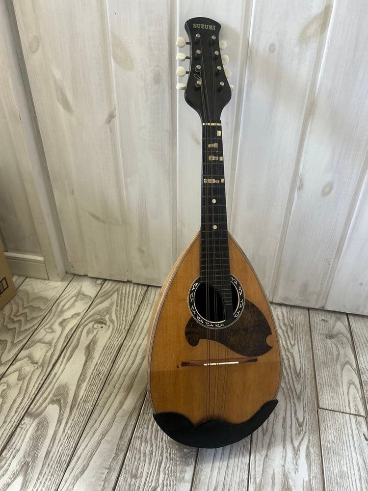 SUZUKI mandolin 8 string wooden no.5