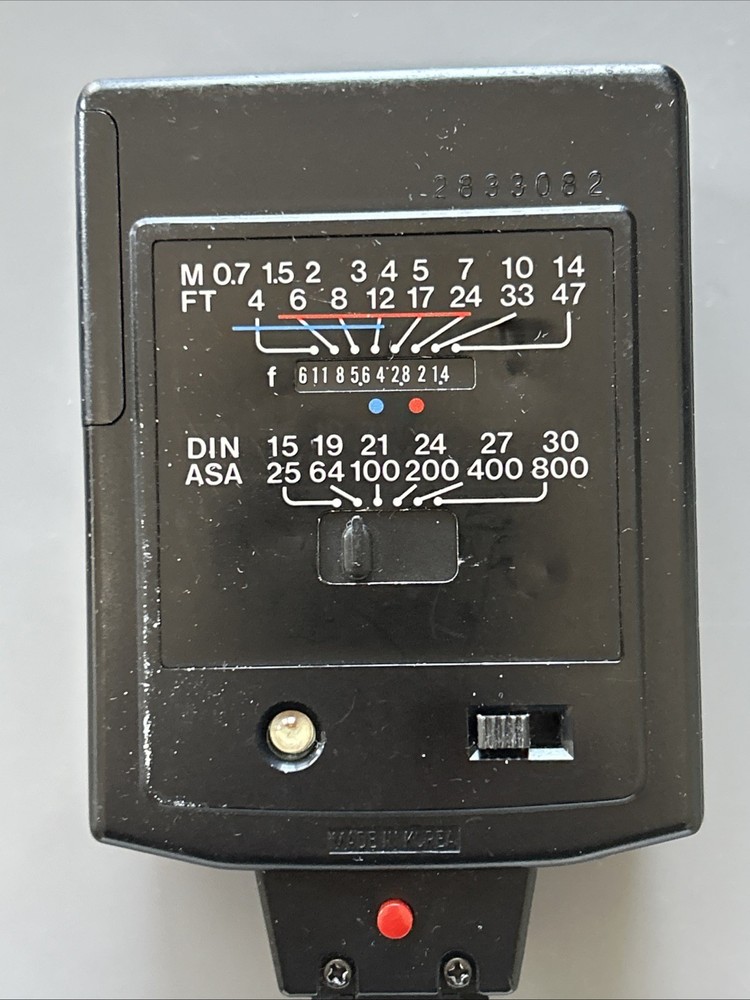 Vivitar Auto Thyristor 225 Vintage Electronic Camera Flash - Used