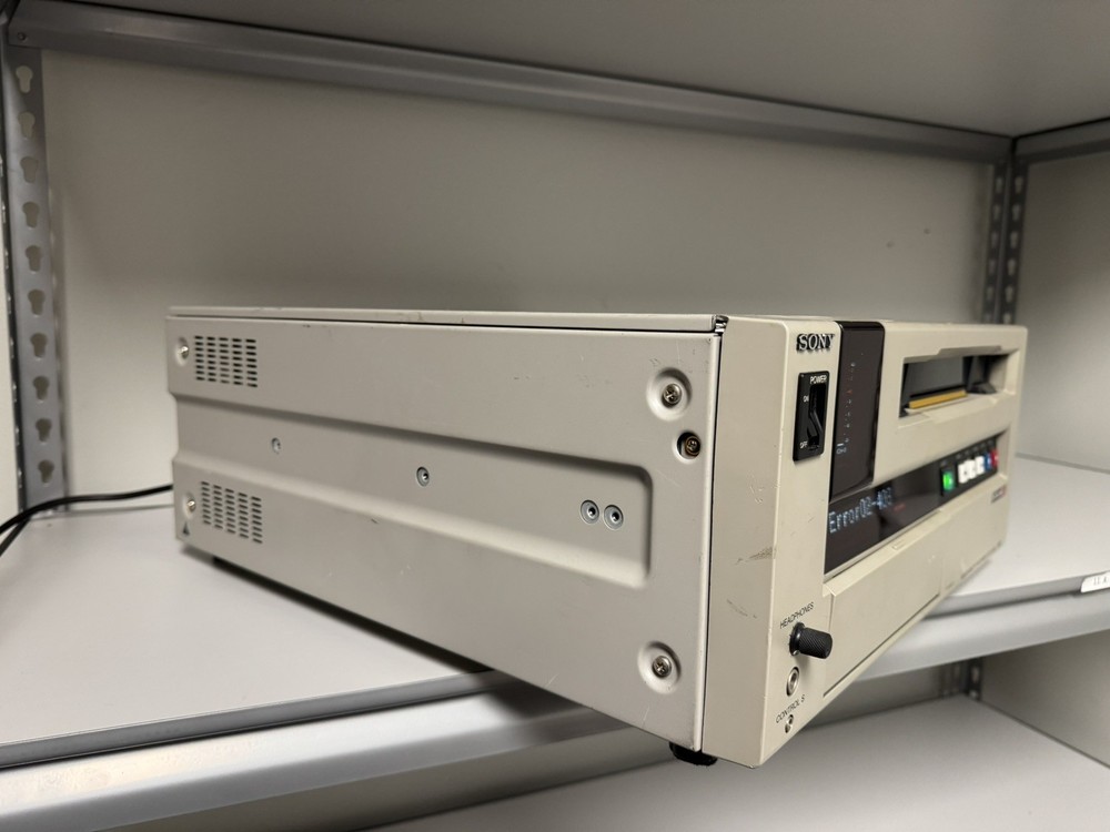 Sony Betacam SP UVW-1400A Commercial Videocassette Recorder. Error Code