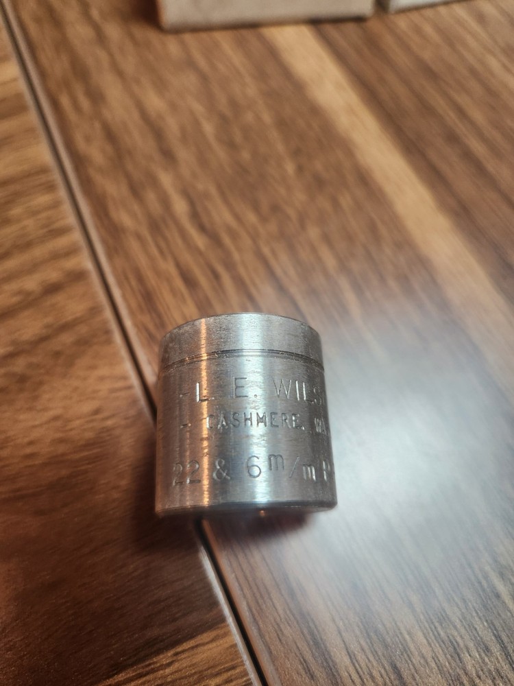 LE Wilson Case Trimmer Shell Holder 22 & 6mm PPC.