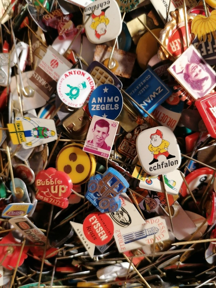 Metal stick pins. 100 European Vintage Metal Stick Pins. Rare, vintage, pins.