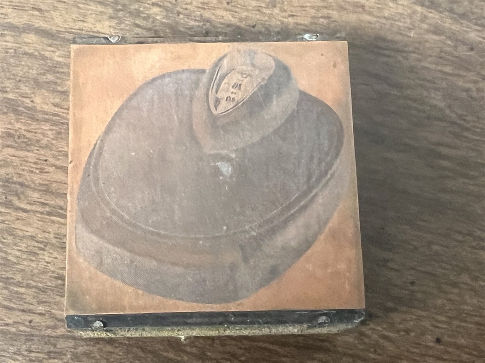 Nice Copper Print Block Bathroom Scales