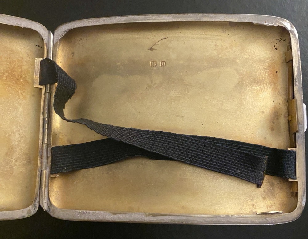 HEAVY VINTAGE SOLID SILVER CIGARETTE CASE - BIRMINGHAM 1912