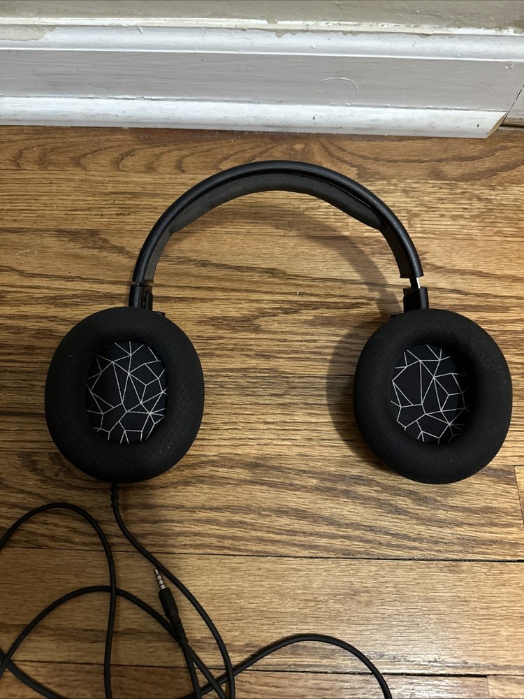 SteelSeries Wired HeadphonesGaming Headset - A1 (Tested)