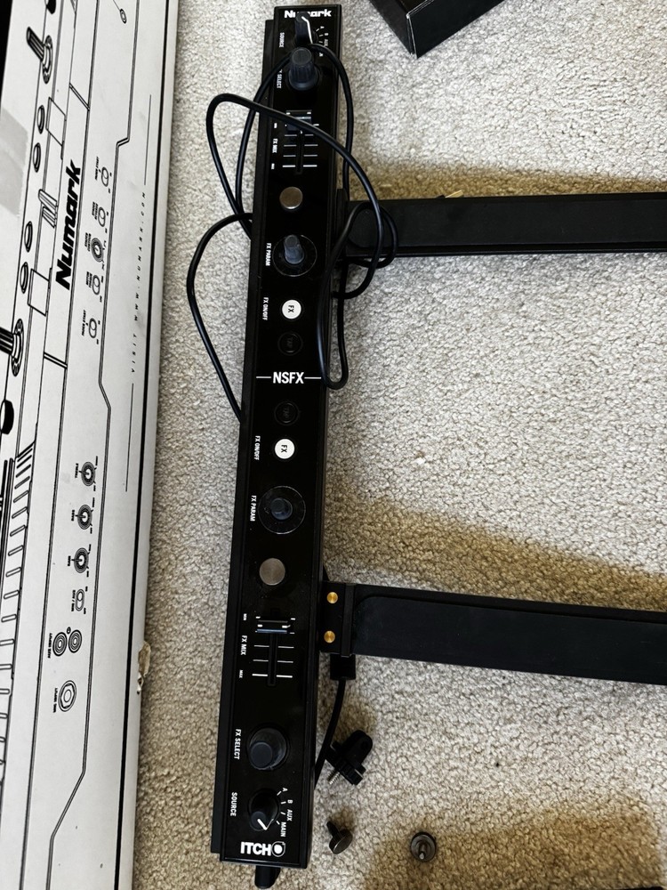 Numark NS7FX Digital DJ Controller