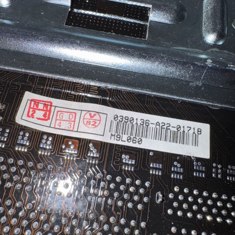 Asus K8V Deluxe socket As Pictured