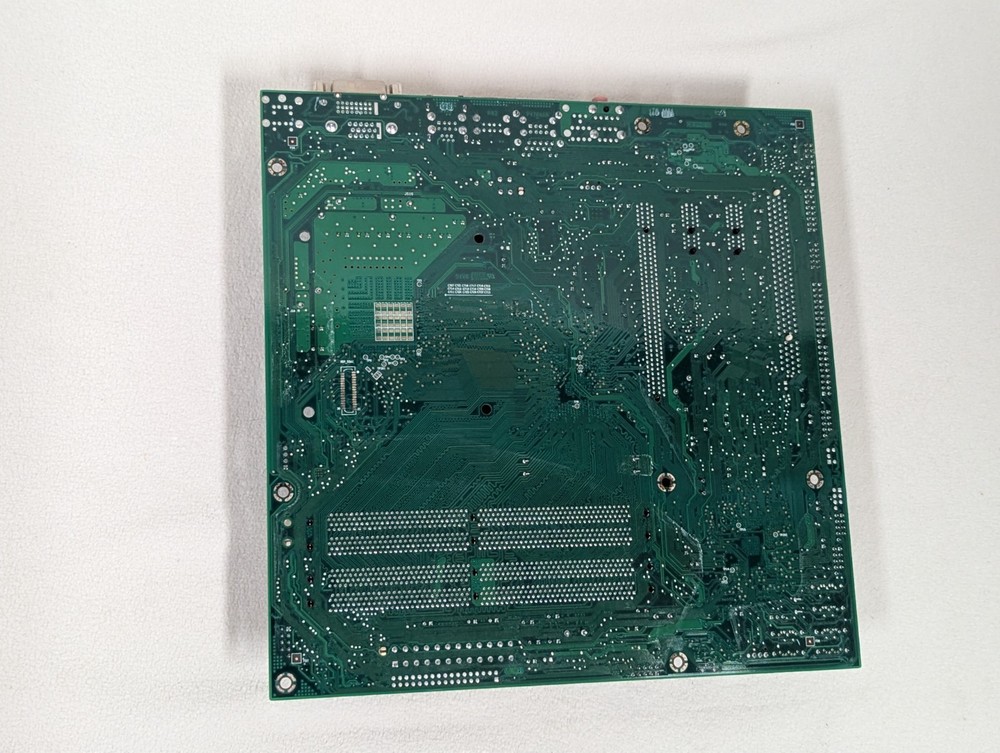 Intel® Desktop Board Bearlake SOCKET 775PIN D82085-802 IO SHIELD E210882