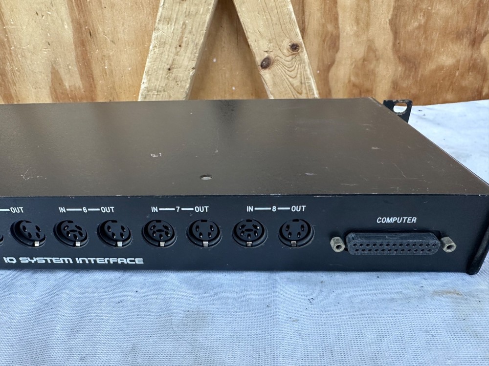 Crown IQ Interface 2 8 CH IQ System - Please Read