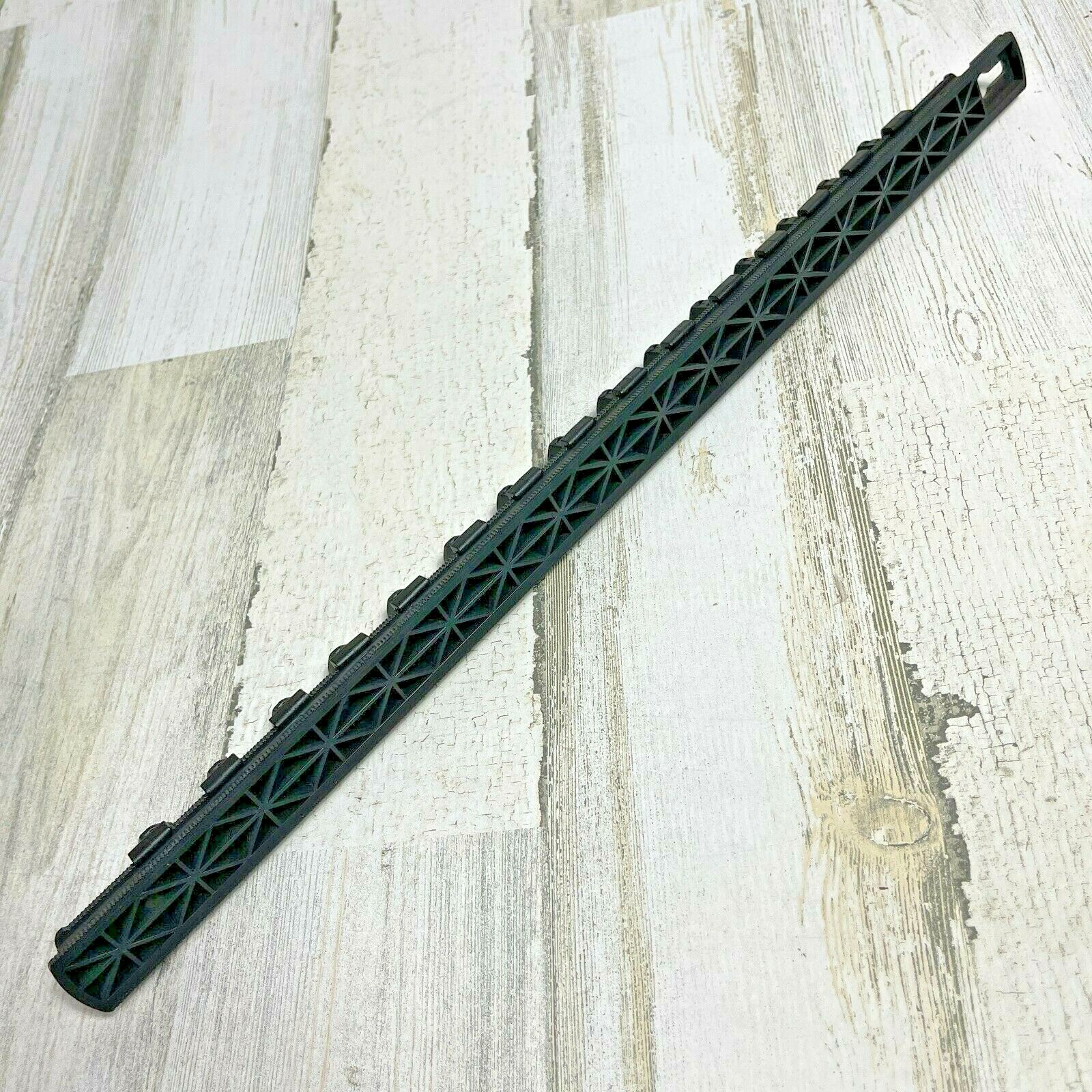 Ernst 1/2" Drive 18" Socket Organizer Rail with 15 Twist Lock Clips - Black