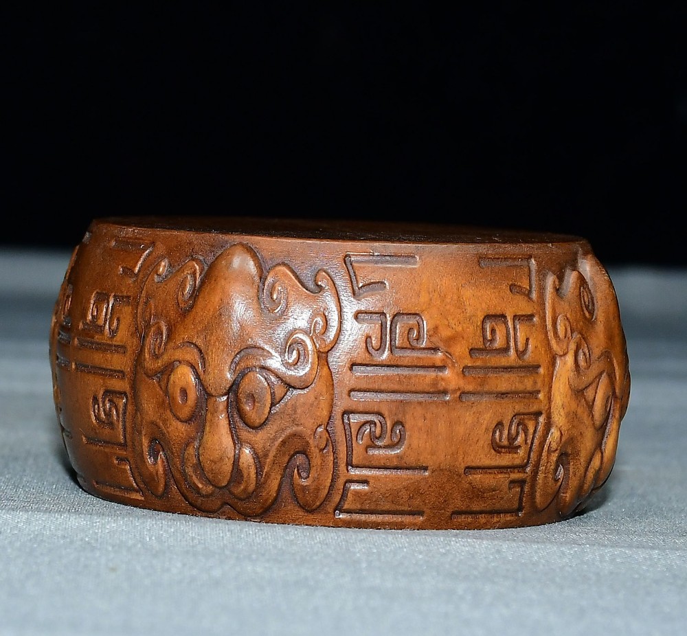 Exquisite Small Leaf Boxwood Base Ornament