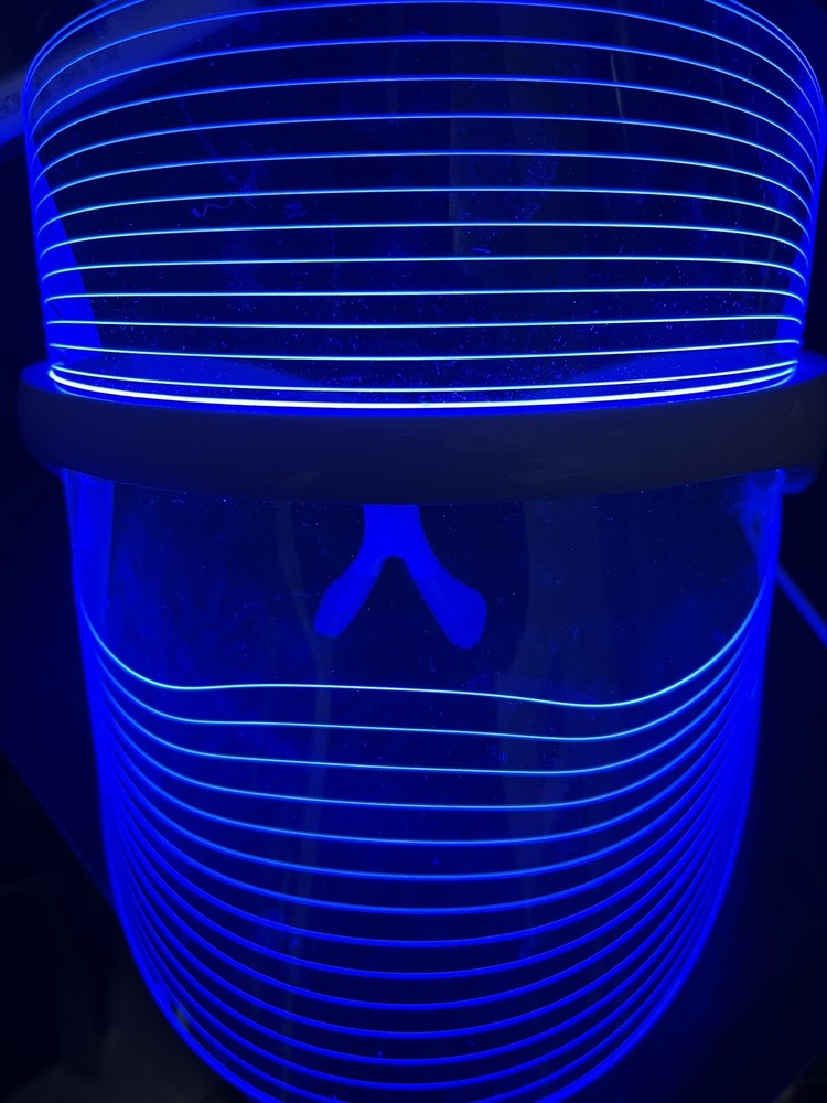 DMH Aesthetics LED Light Shield