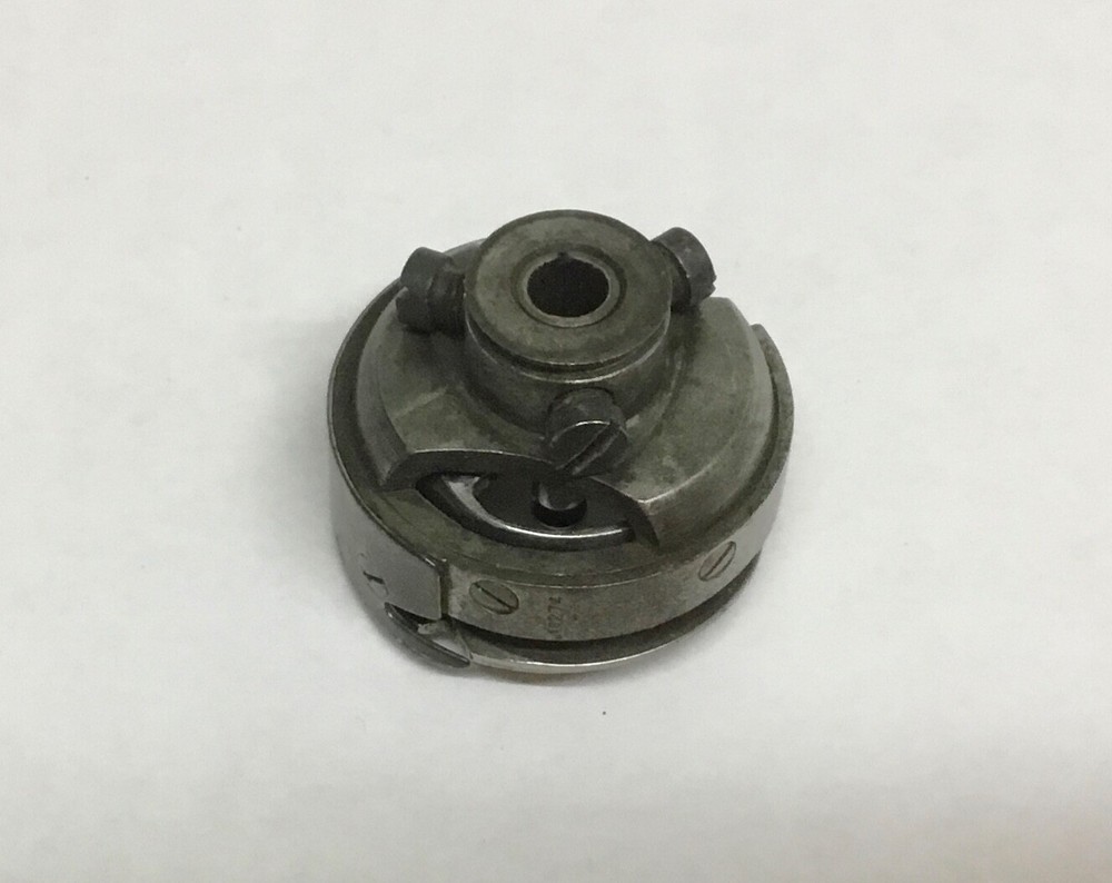 Vintage Singer Simanco 40274 Rotating Hook Bobbin Case