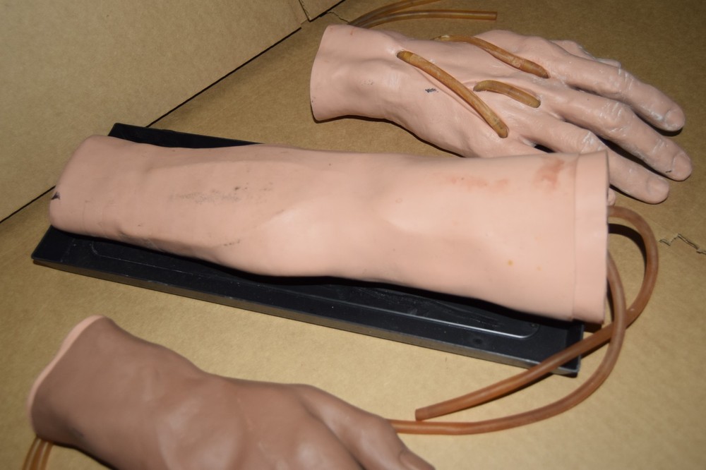 Phlebotomy / Venipuncture Practice Training Arm Hand Model Nurses Techs EMT's