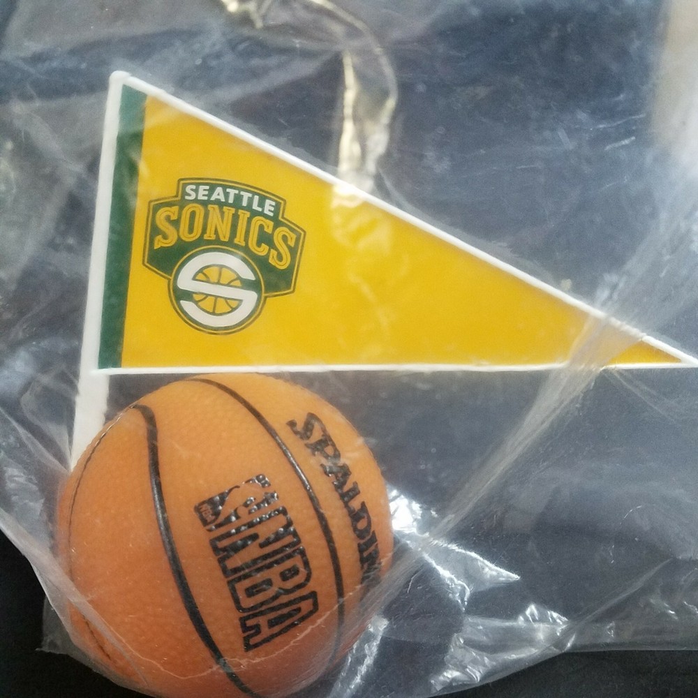 Seattle Sonics Cake Topper Basket Ball