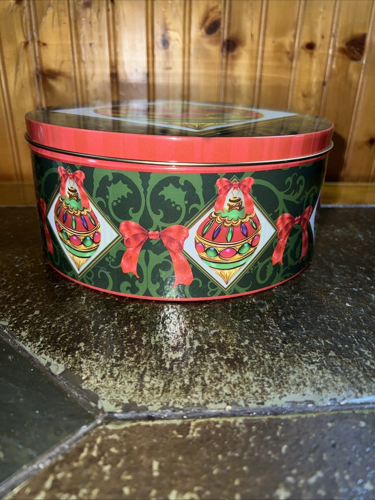 christmas tin