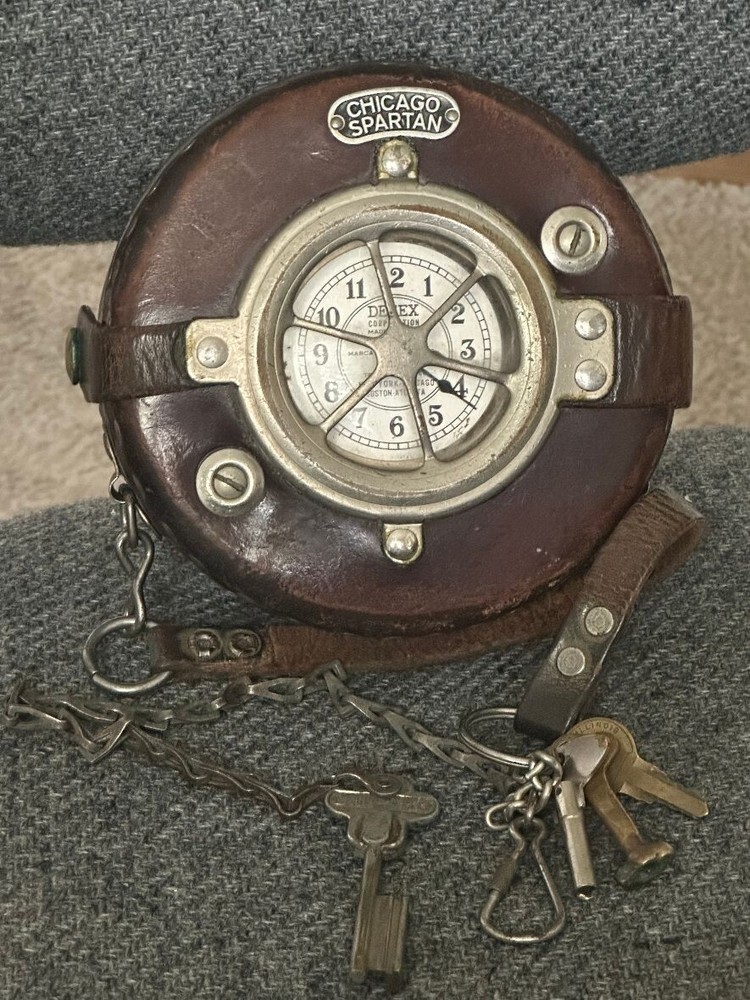 Chicago Spartan GUARDS DETEX LEATHER Time Clock