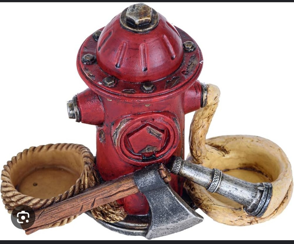 🔸 Fire Hydrant Salt and Pepper Shaker Holder