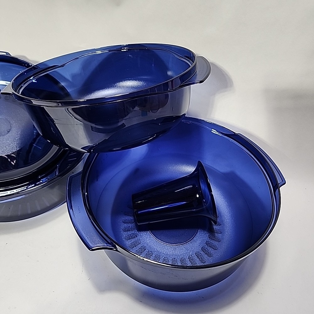 Tupperware - 5 PC Microwave 3 QT. Stack Cooker Steamer Blue