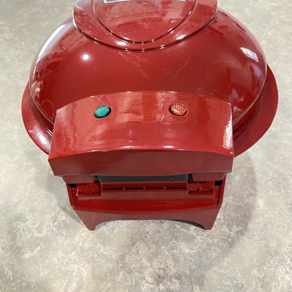 Keebler Cake Pop Maker Non Stick CPM-1K Red