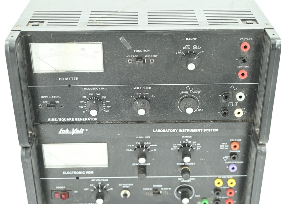 Lab-Volt Laboratory Systems Instruments Model 438-00 Education